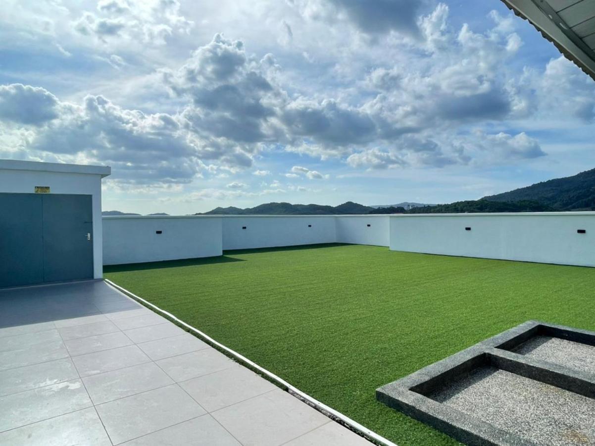 Simfoni Beliza Apartment With Roof Top Pool By Vintage Kuah Exterior foto